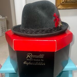 Romelli vintage fedora style hat